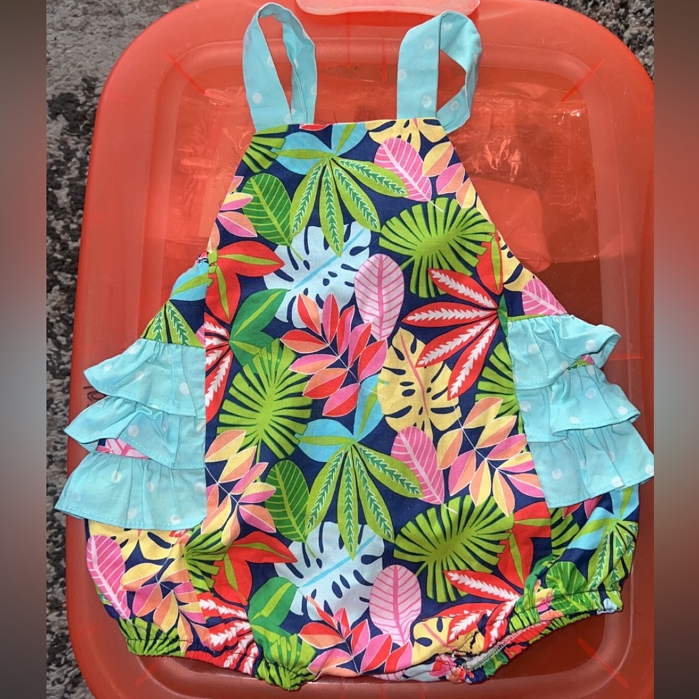 Ric Rac and Ruffles bubble